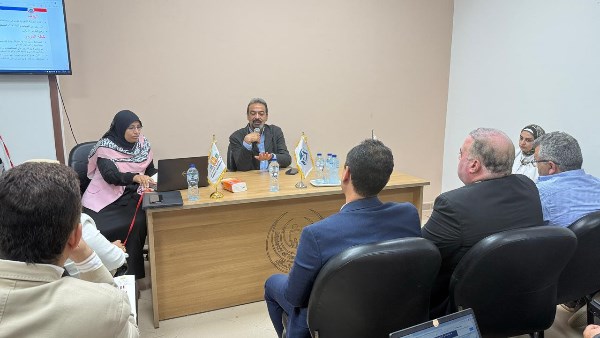 جانب  من الاجتماع 