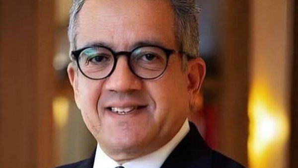 د خالد العناني 