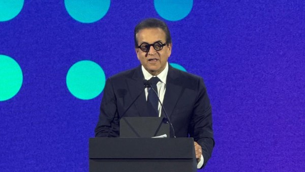 وزير الصحة  وزير الصحة