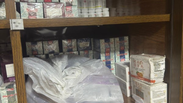 جانب من الإغلاق  جانب من الإغلاق