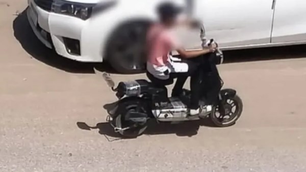 سكوتر كهربائي 