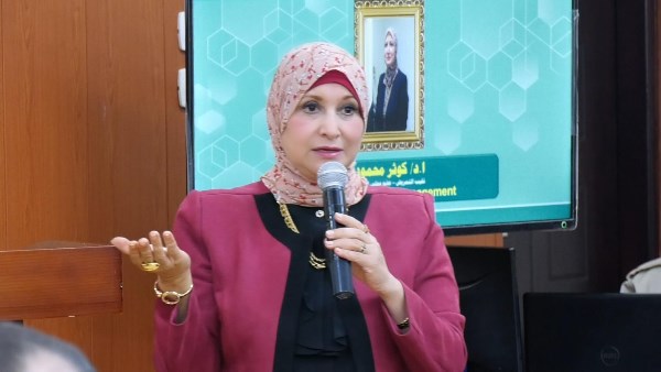 كوثر محمود تشكر وزير الصحة على قرارات دعم القيادات التمريضية المؤهلة