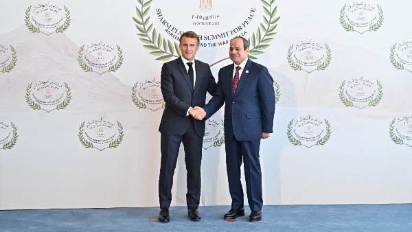 الرئيسان السيسي وماكرون