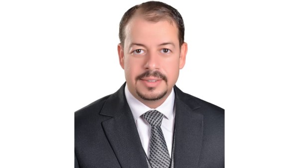 خالد عامر