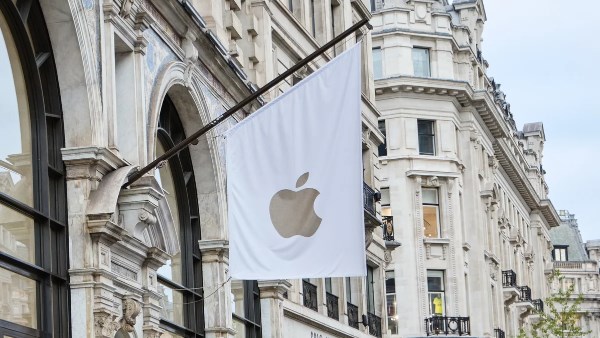 Apple 