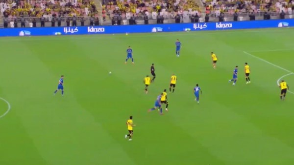 الهلال يتقدم على الاتحاد في كلاسيكو المملكة بدوري روشن السعودي الهلال يتقدم على الاتحاد في كلاسيكو المملكة بدوري روشن السعودي