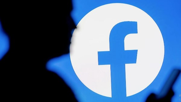 فرصة للباحثين عن العمل .. فيسبوك يعيد ميزة الوظائف بعد إيقافها