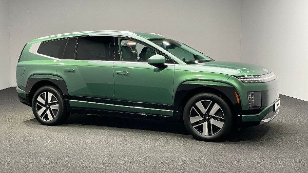 هيونداي  Ioniq 9