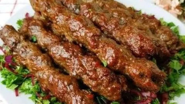 طريقة عمل الكفتة المشوية فى المنزل..