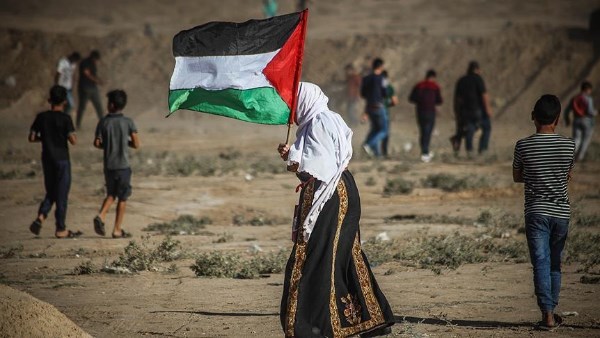 ما حكم إخراج الزكاة لأسر شهداء غزة؟.. الإفتاء تجيب