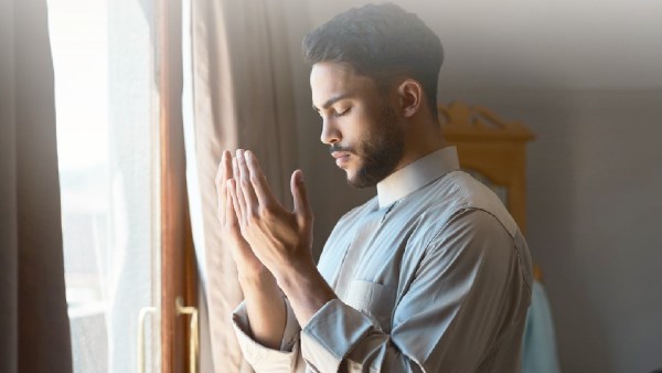 أحب الكلام إلى الله.. اغتنم هذا الذكر وردده الآن