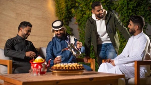 دعاء كفارة المجلس.. كلمات بسيطة تمحي ذنوبك