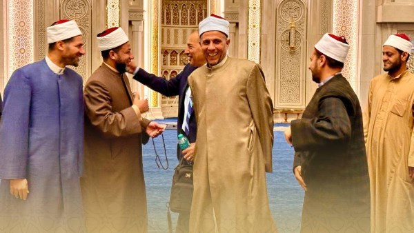 استمرار فعاليات الدورات التدريبية للأئمة والواعظات بمسجد العلي العظيم
