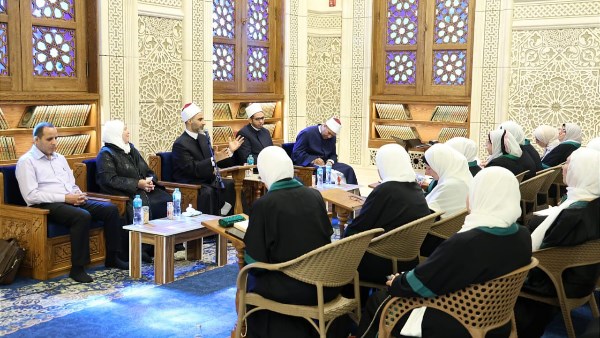 وزارة الأوقاف تعقد دورة متخصصة للواعظات في مجال الظهور الإعلامي