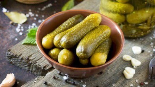 بدون وقت ومجهود .. طريقة عمل مخلل الخيار بالميكرويف في 10 دقائق #صدى_البلد 