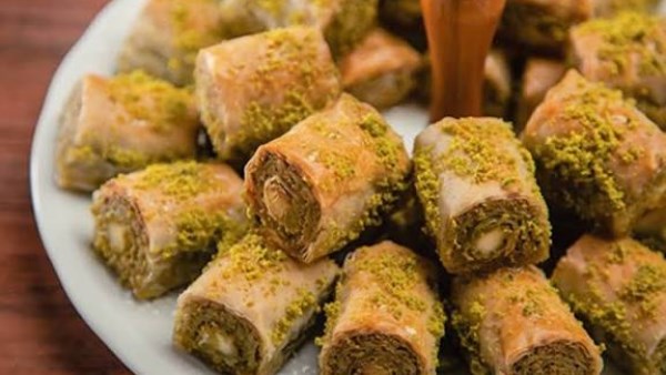 طريقة عمل الجلاش الحلو  طريقة عمل الجلاش الحلو