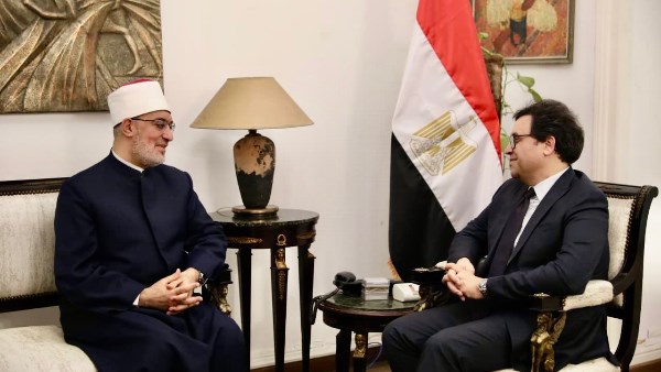 وزير الثقافة يستقبل مفتي الجمهورية 