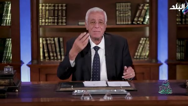 نزيف مش مرض.. حسام موافي يكشف أسباب ظهور البقع الزرقاء تحت الجلد