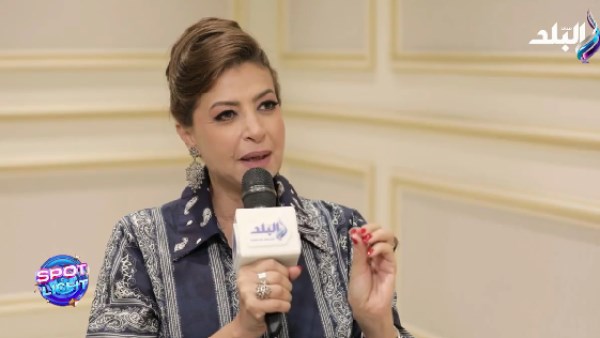 منال سلامة: كنت بشتري من مصروفي مجلات فنية عشان أشوف النجوم.. فيديو منال سلامة: كنت بشتري من مصروفي مجلات فنية عشان أشوف النجوم.. فيديو