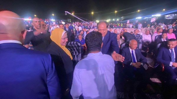 ابو العينين 