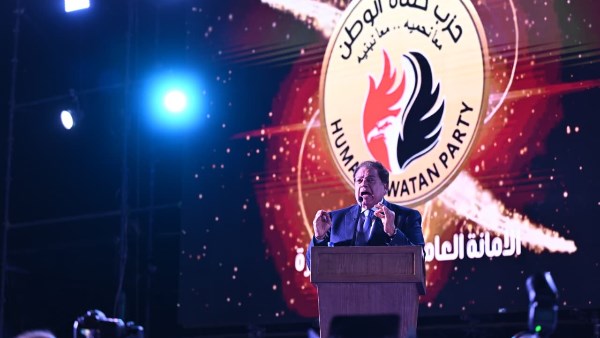 النائب محمد أبو العينين