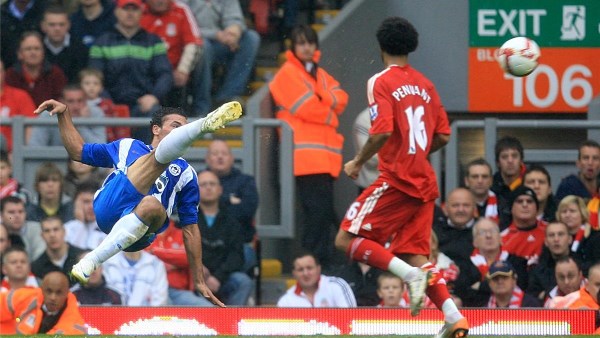 عمرو زكي  عمرو زكي