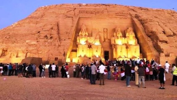 احتفاءً بالحضارة المصرية.. انطلاق مهرجان أسوان لتعامد الشمس على وجه رمسيس الثاني