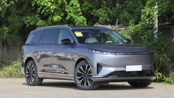 شاهد.. دونج فينج eπ008 موديل 2026