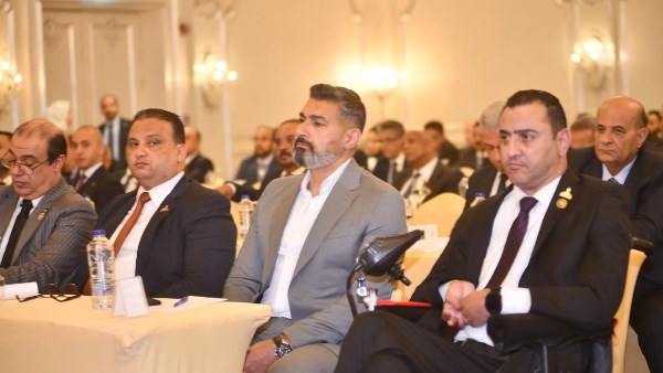 ياسر جلال يشارك في الاجتماع التحضيري لحزب حماة الوطن