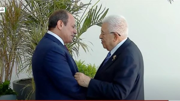 الرئيس السيسي ونظيره الفلسطيني