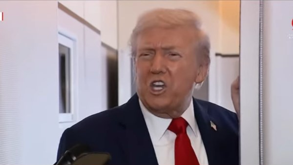دونالد ترامب