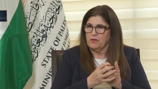 وزيرة الخارجية الفلسطينية فارسين أغابكيان شاهين
