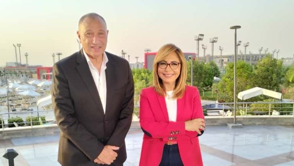 الإعلامية لميس الحديدي والكابتن محمود الخطيب  الإعلامية لميس الحديدي والكابتن محمود الخطيب
