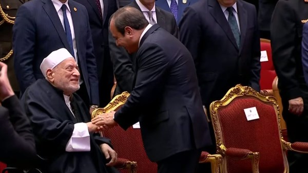 وفاة الشيخ  أحمد عمر هاشم 