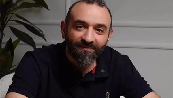 عمرو سلامة 