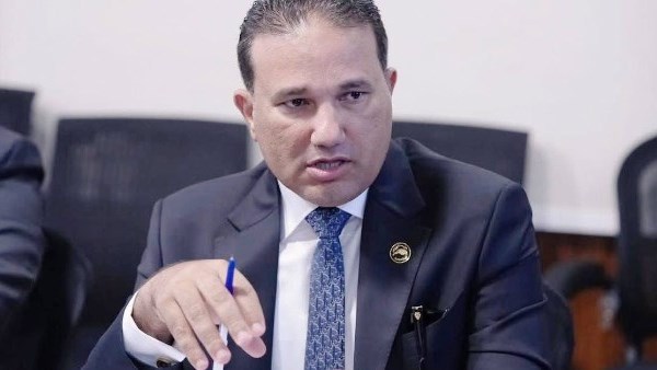 تامر عبد الحميد يؤدي اليمين الدستورية تحت قبة مجلس الشيوخ