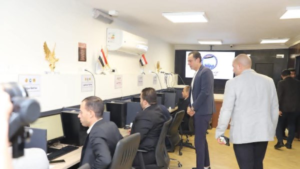أحمد عبدالجواد، يتفقد غرفة العمليات المركزية لمتابعة انتخابات النواب  