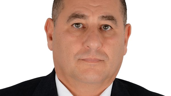 حازم حمادة، عضو مجلس الشيوخ 