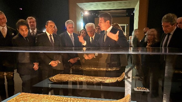 رئيس إيطاليا يفتتح معرض كنوز الفراعنة 