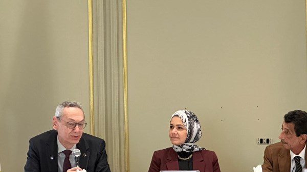 جانب من الاجتماع 