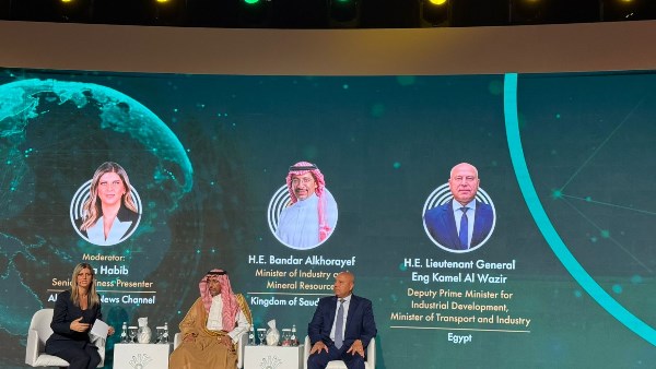 الوزير: التعاون المصري السعودي بمجال الصلب يمكنه تحقيق الاكتفاء الذاتي الإقليمي
