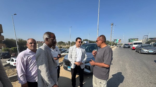 متابعة ميدانية جديدة لتطوير محاور القاهرة الجديدة 