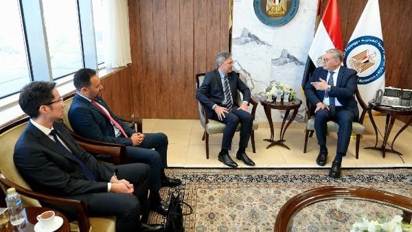 وزير البترول