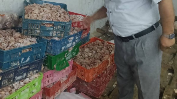 لحوم فاسدة