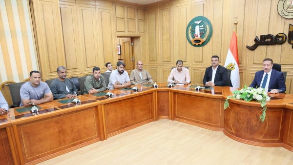 اجتماع محافظ المنوفية 