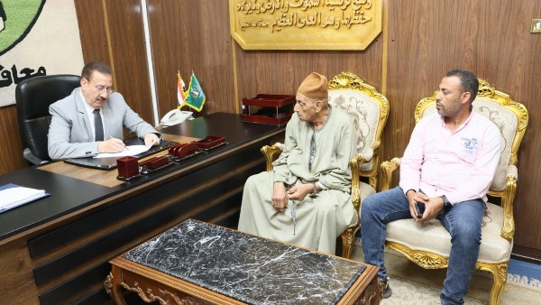 لقاء محافظ المنوفية 