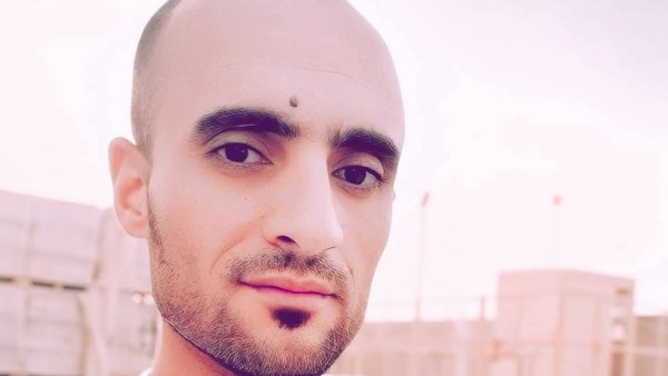 الشاب المنتحر  الشاب المنتحر