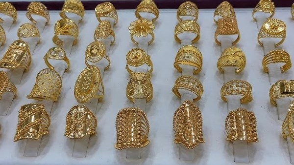 500 جنيه زيادة| ارتفاع كبير في سعر الجنيه الذهب وعيار 21 مفاجأة