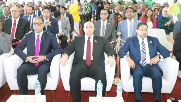 محافظ بني سويف  يفتتح فعاليات مهرجان ومؤتمر النباتات الطبية والعطرية
