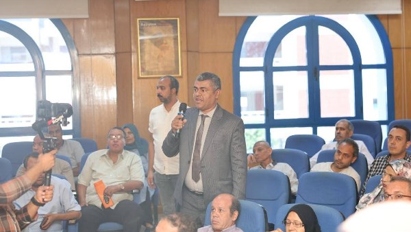محافظ المنيا يستجيب لشكاوي المواطنين عبر منظومة الشكاوى الحكومية